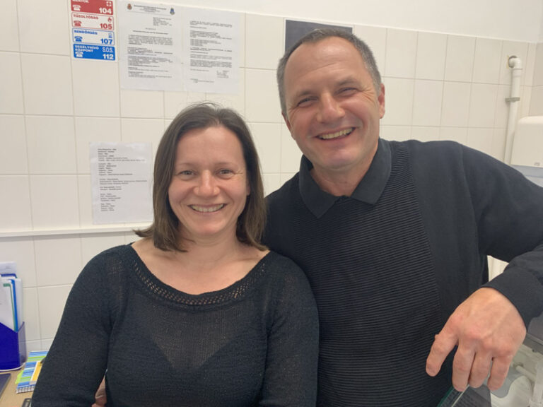 Paplógó Feri és Böbi